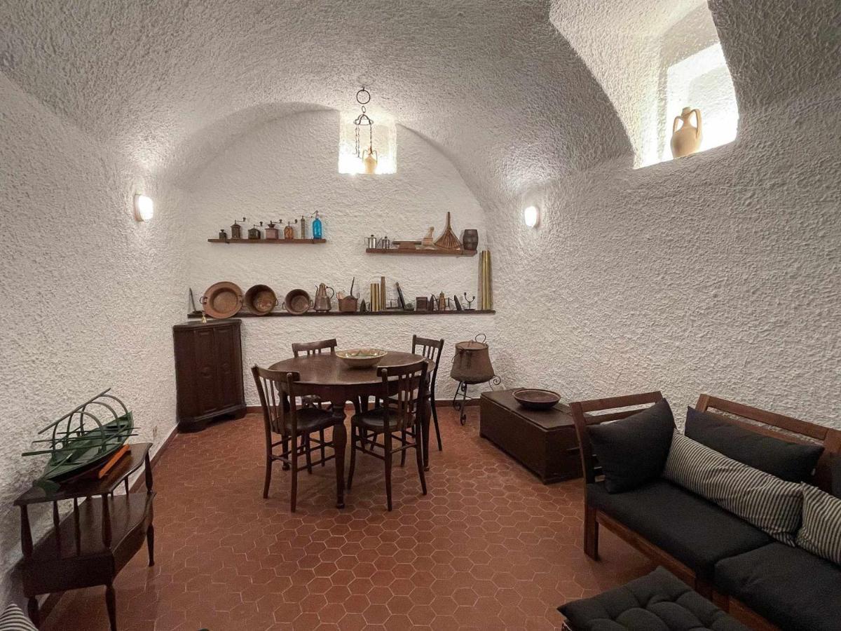 Il Convento Ancient Apartment With Private Garden Белладжо Экстерьер фото